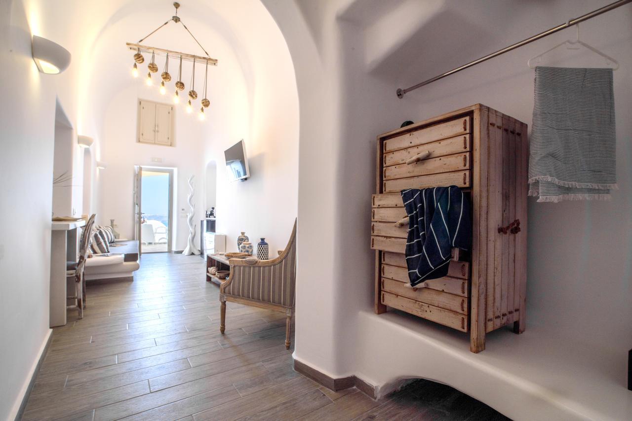 Angel Luxury Suites Fira (Santorini) Exterior foto