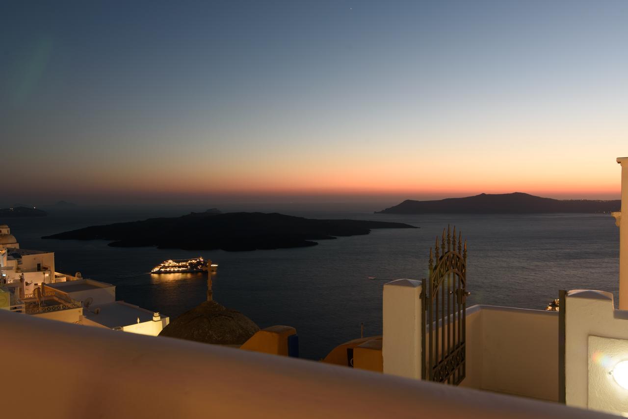 Angel Luxury Suites Fira (Santorini) Exterior foto