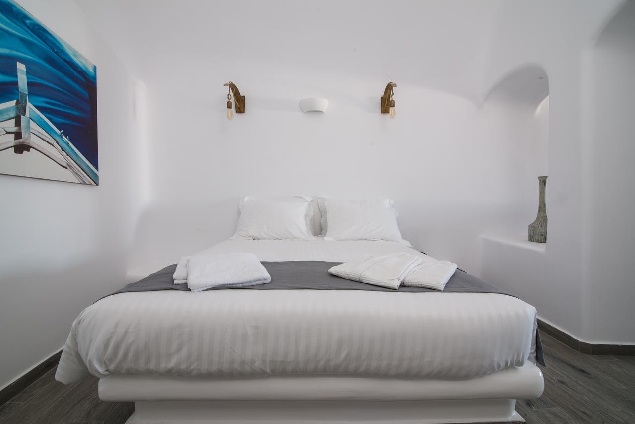 Angel Luxury Suites Fira (Santorini) Exterior foto