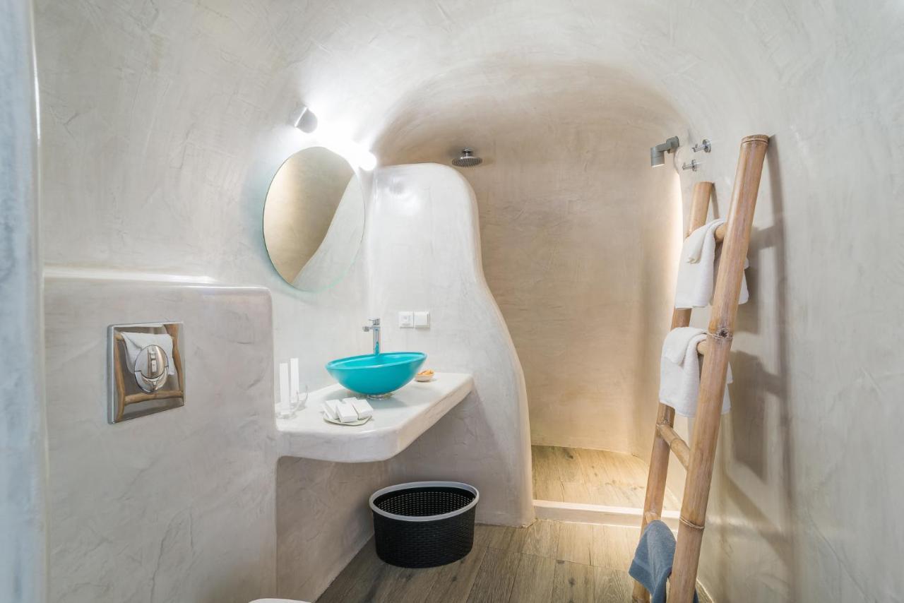 Angel Luxury Suites Fira (Santorini) Exterior foto