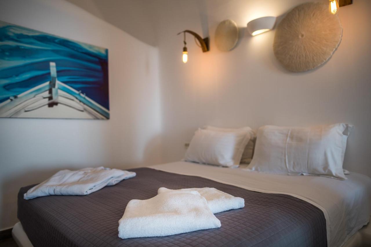 Angel Luxury Suites Fira (Santorini) Exterior foto