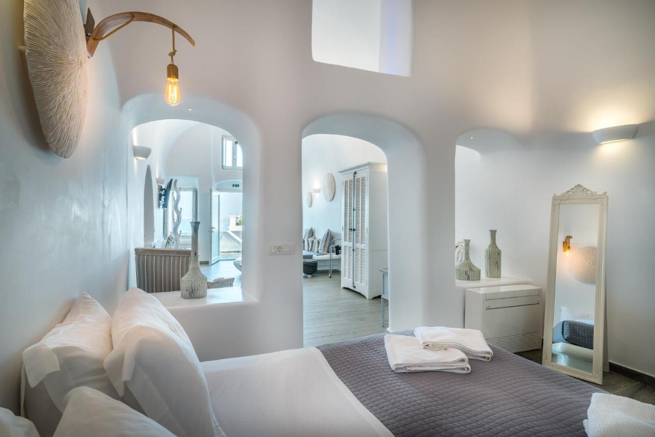 Angel Luxury Suites Fira (Santorini) Exterior foto