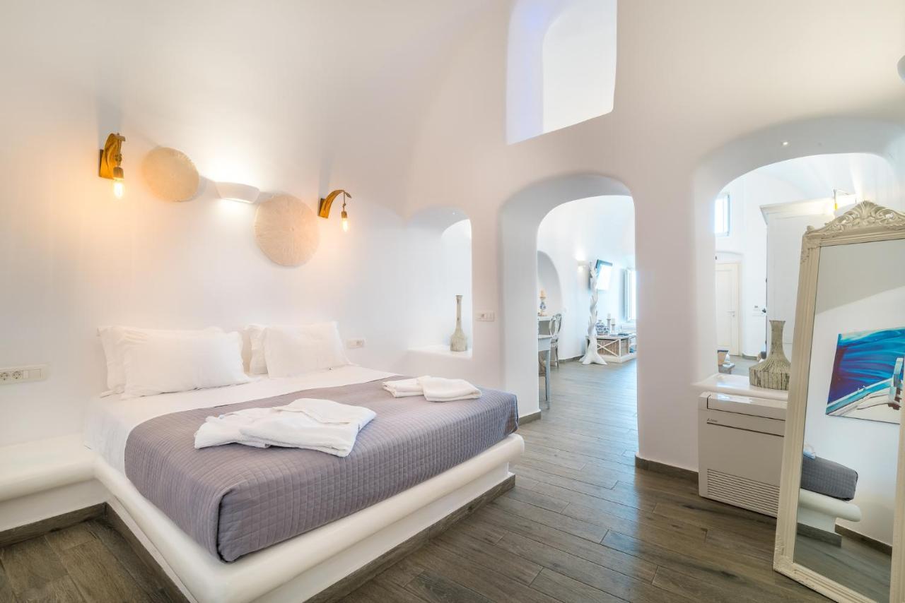 Angel Luxury Suites Fira (Santorini) Exterior foto